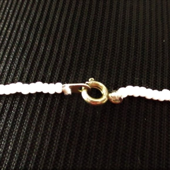 Necklaces - Picture 5 of 6